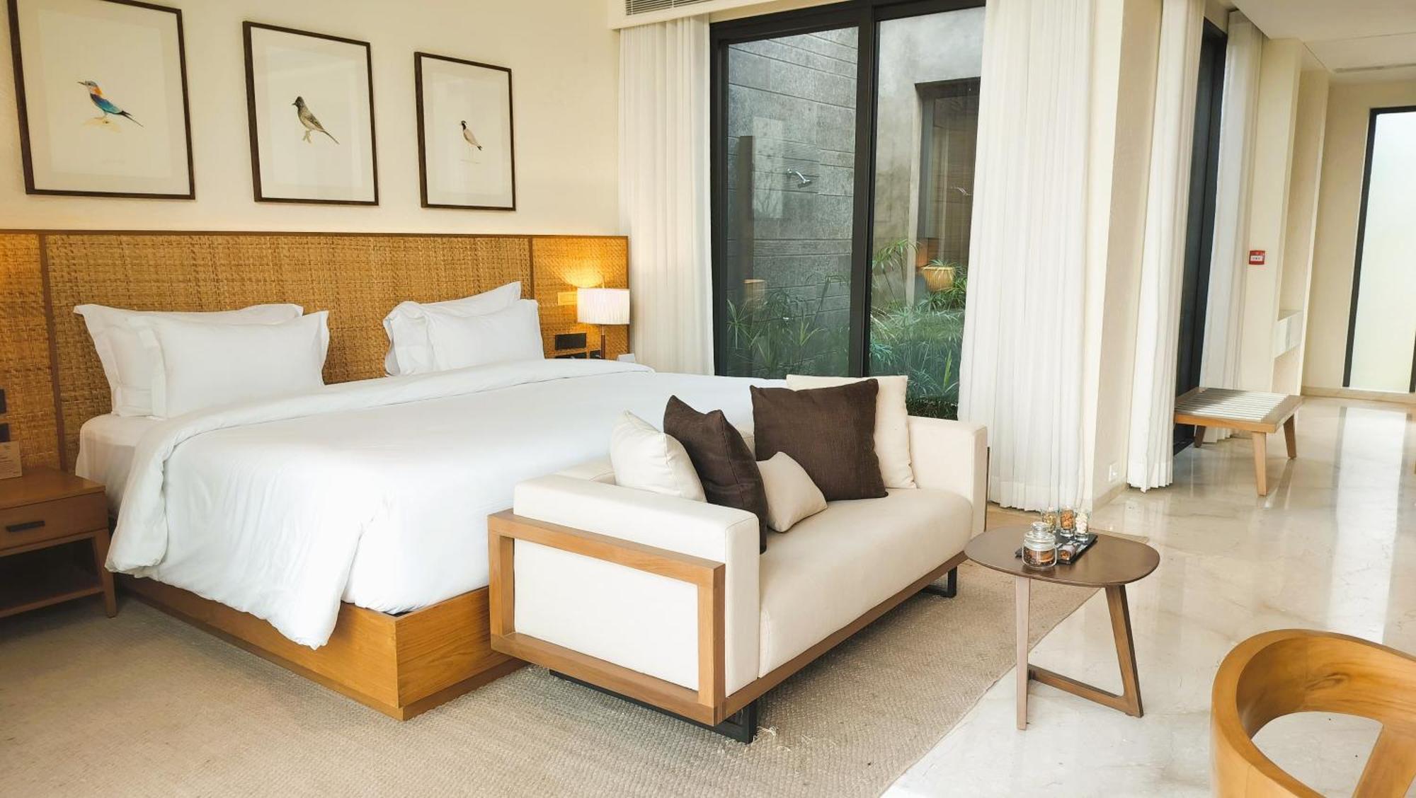 Mysa Zinc Journey By The Fern, Nani Devati Hotel Sanand Ngoại thất bức ảnh
